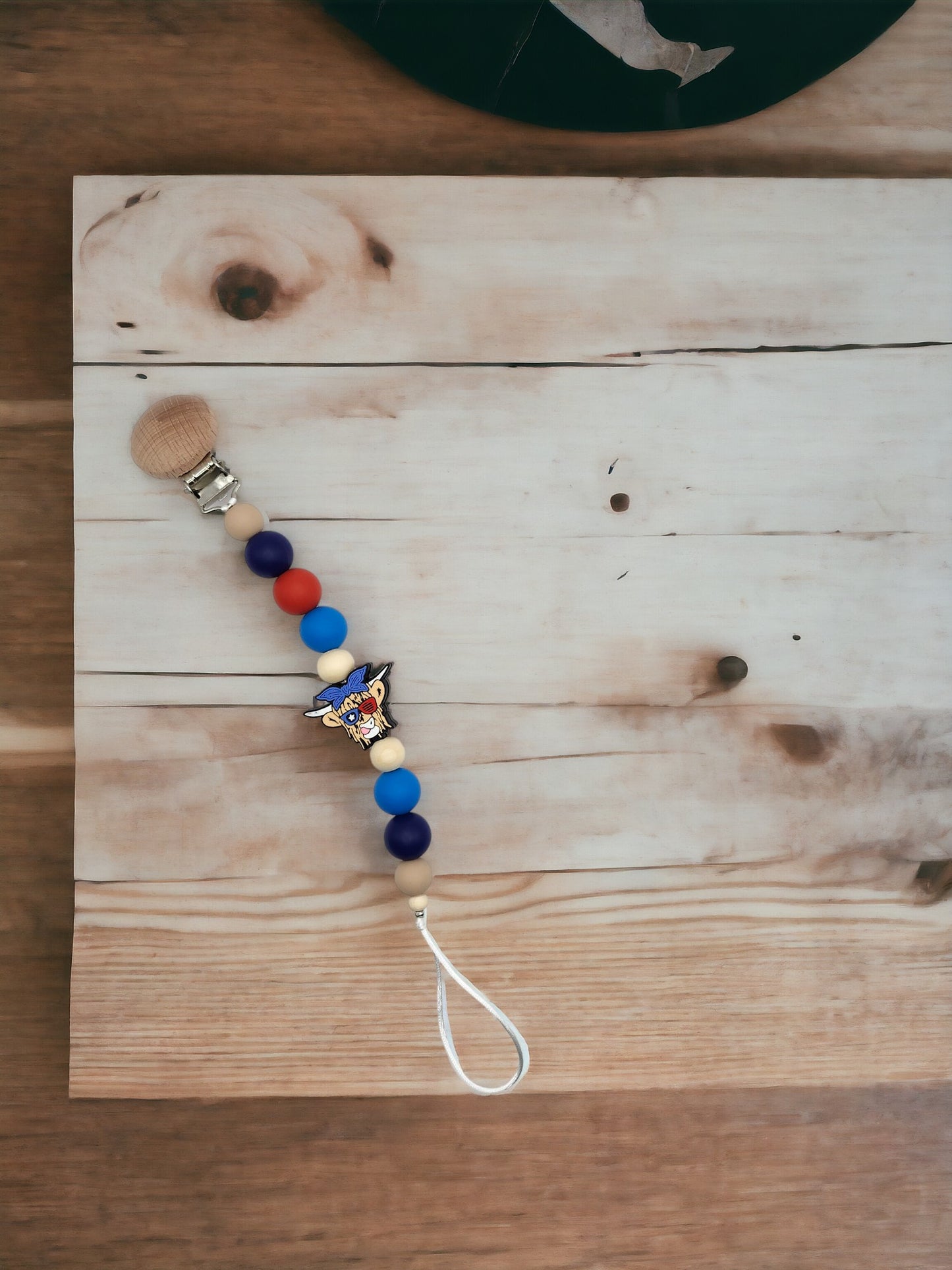 Focal Bead Pacifier Clip