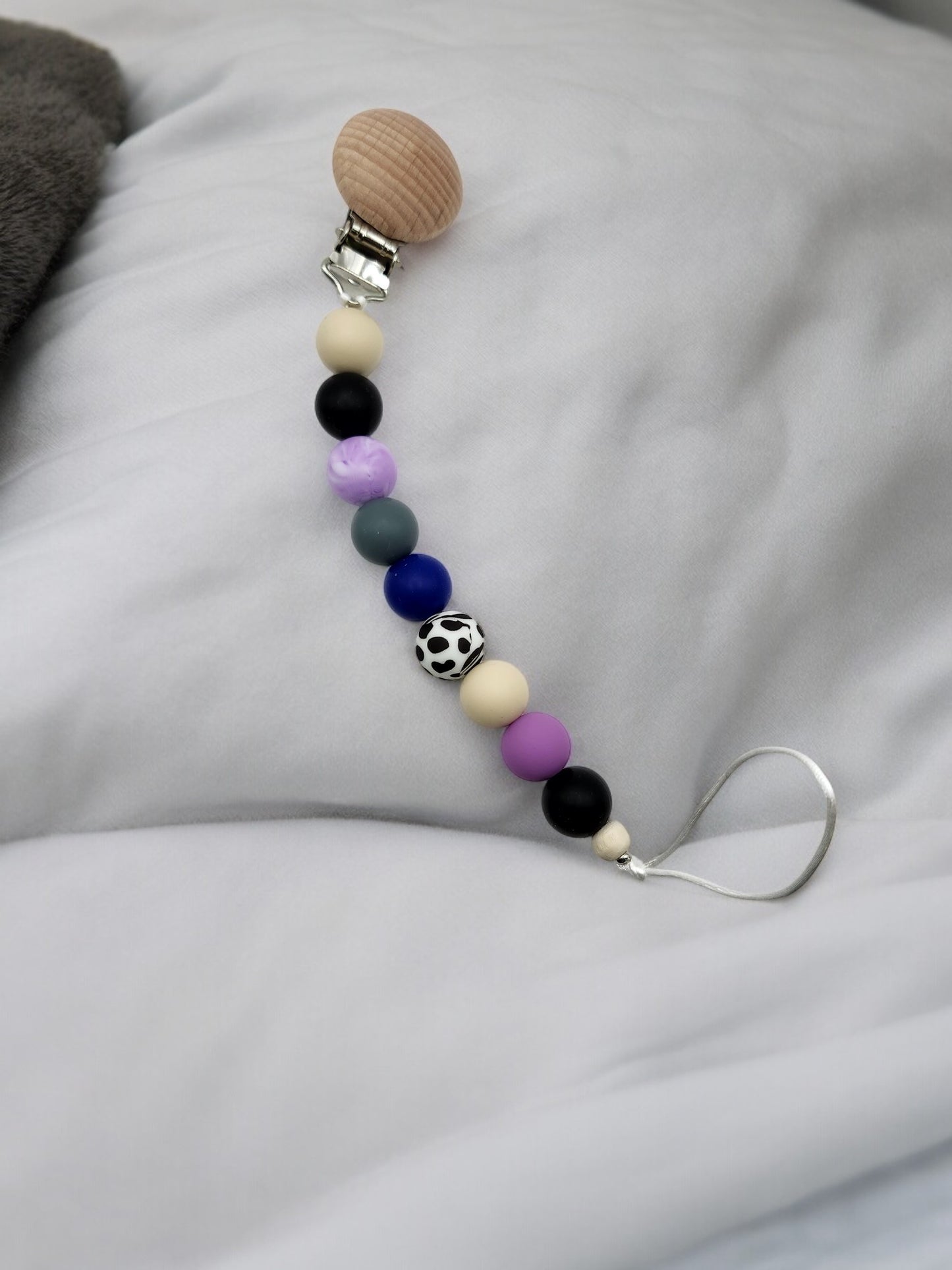 Regular 9 Inch Pacifier Clip