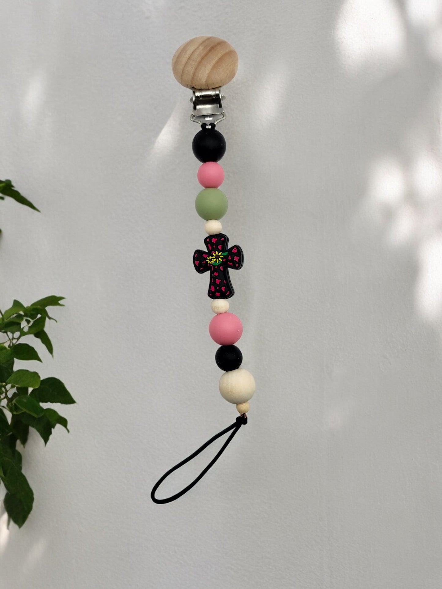 Focal Bead Pacifier Clip