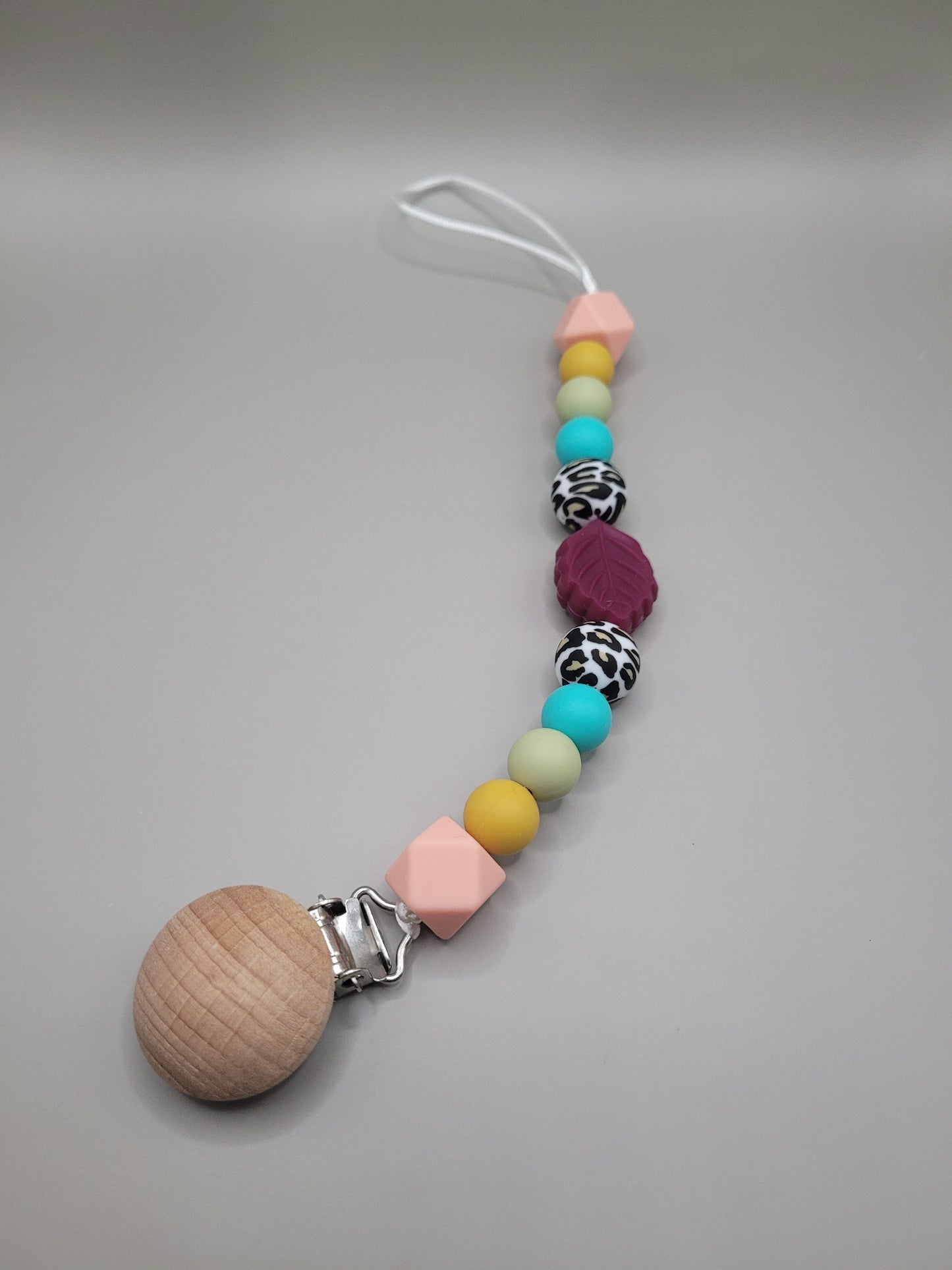 Focal Bead Pacifier Clip